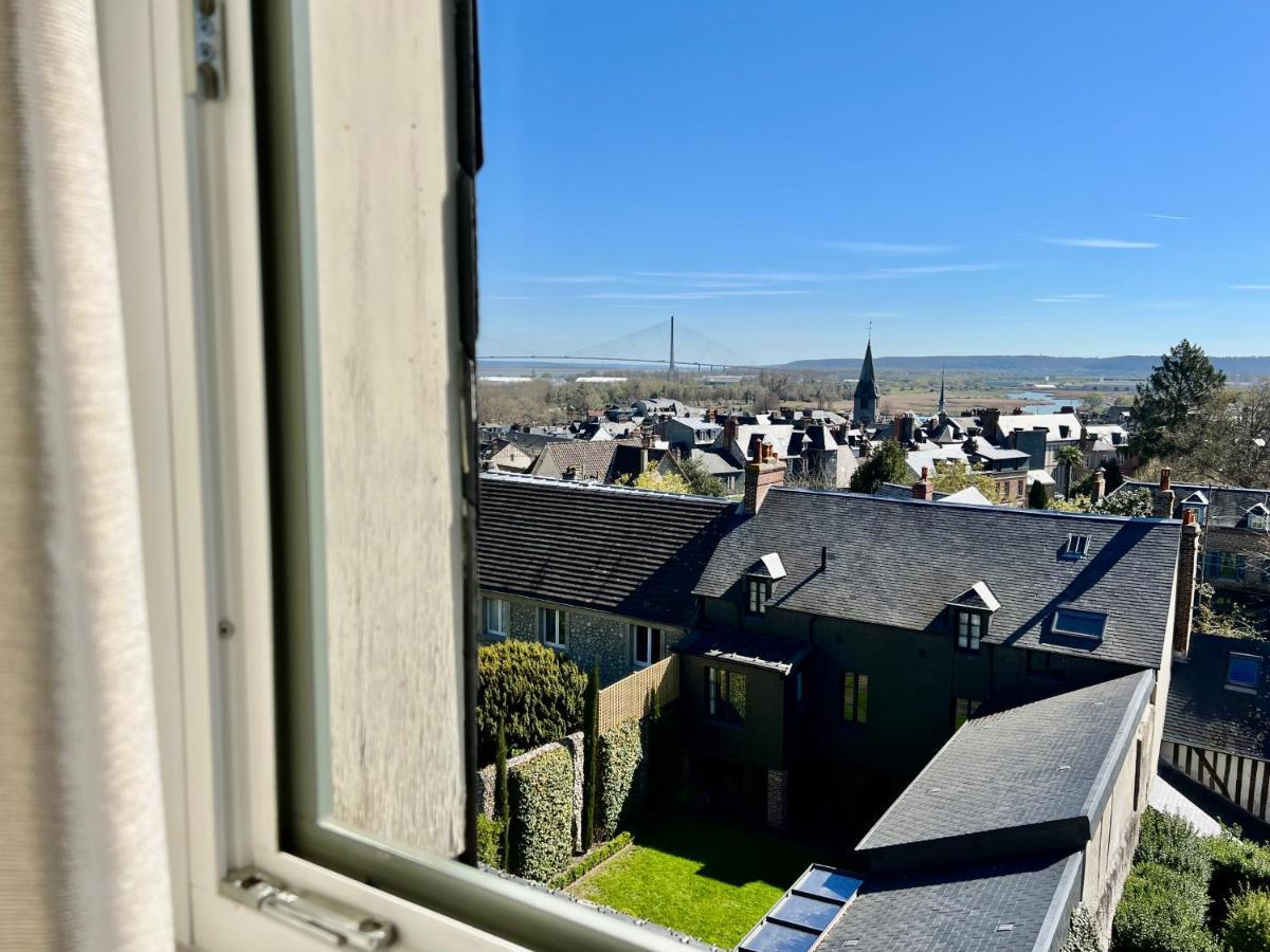 Appartamento La Petite Adresse Du 10Honfleur Esterno foto